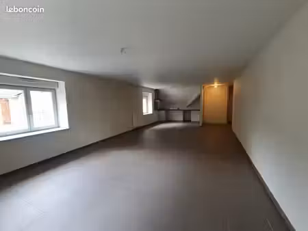appartement 3 pièces 82 m²