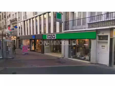 local commercial dieppe centre 600 m2