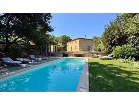 bouc bel air - bastide type 6 de 200m² sur 4000 m² de terrain