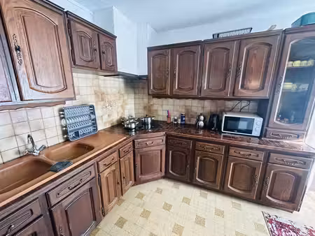 exclusivite etupes maison avec local commercial loue 145 m2