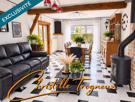 exclusivité à flesselles – pavillon de plain-pied avec garage  atelier et jardin