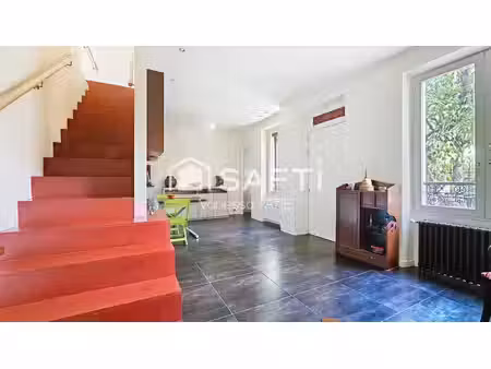 maison au calme dans un secteur résidentiel