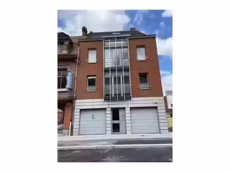 appartement à louer avec garage et 2 chambres   tournai (vbe72948)