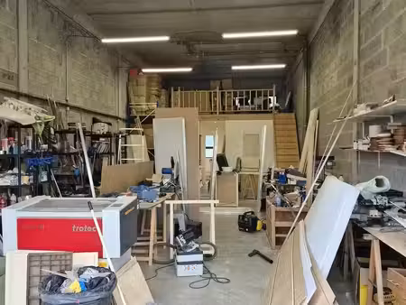 location commerce 95 m² à bidart (64210)