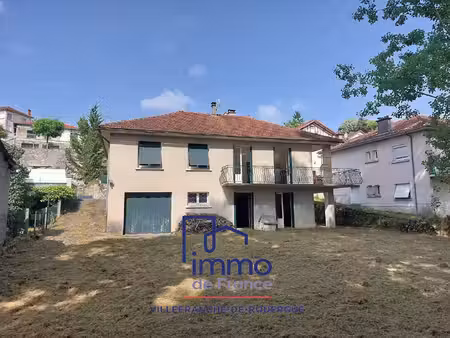 maison familiale de 127 m² avec 6 chambres et jardin clos