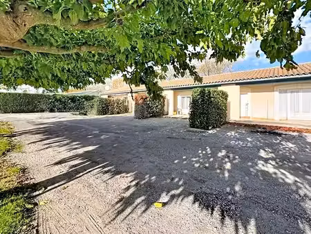 immeuble 9 pièce(s) 193 m2