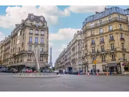 location commerce paris 75016 46m²