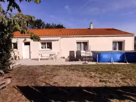 vente maison à la merlatière (85140) : à vendre / 88m² la merlatière