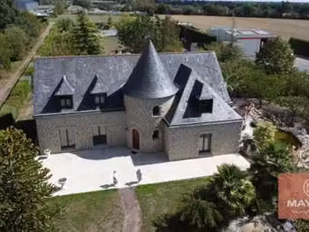 vente demeure d'exception à laval (53000) : à vendre / 260m² laval