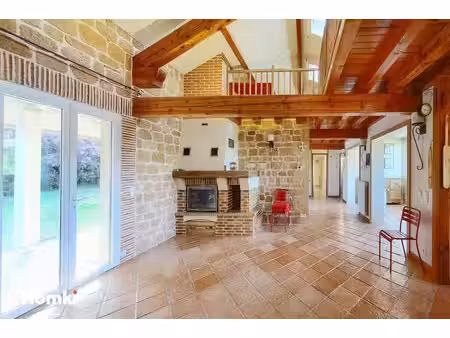 maison/villa t9 de 200 m² à le rialet 81240