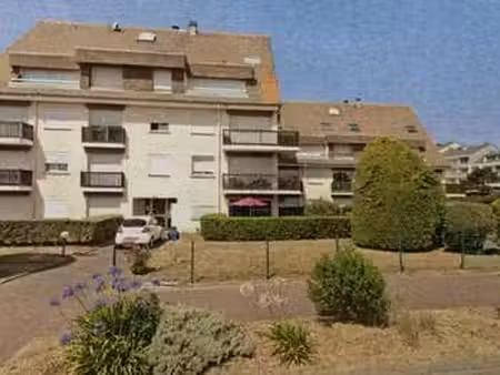 location appartement t1 à courseulles-sur-mer (14470) : à louer t1 / 22m² courseulles-sur-