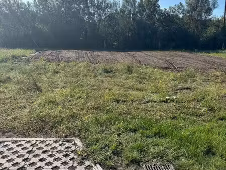 terrain professionnel 585 m² – magescq – bâtiment jusqu’à 400 m²