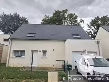 location maison à changé (53810) : à louer / 121m² changé