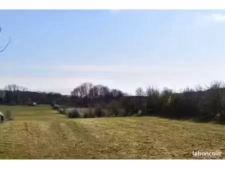 superbe terrain constructible  vue dégagée  orienté plein sud (hors lotissement)