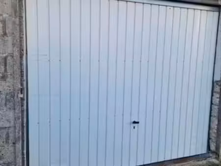 box / garage 24m2