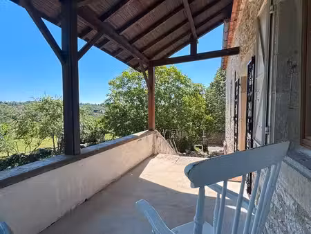 maison en pierre entièrement rénovée – 150 m² + garage