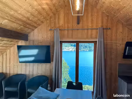 superbe appartement climatisé vue lac
