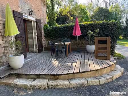 grand studio meublé cosy 37m2 avec terrasse & piscine