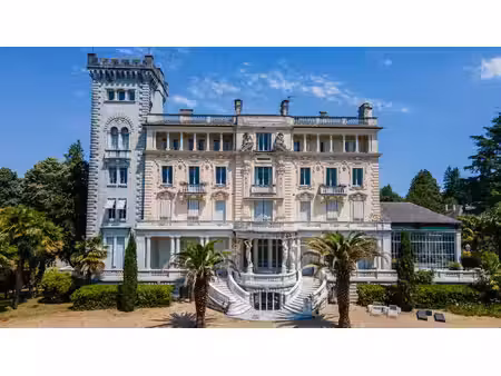 vente appartement 7 pièces 285m2 pau 64000 - 1090000 € - surface privée
