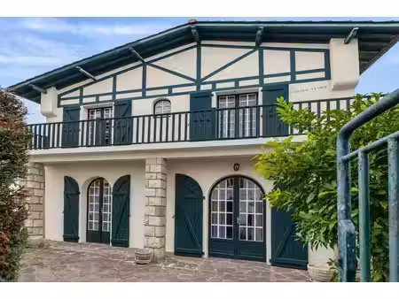 vente maison 7 pièces 165m2 saint-jean-de-luz 64500 - 905000 € - surface privée