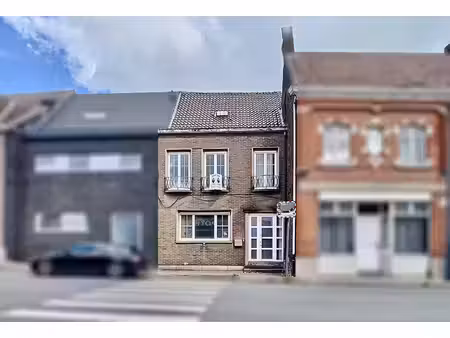 centraal gelegen woning met 2 ruime slaapkamers!