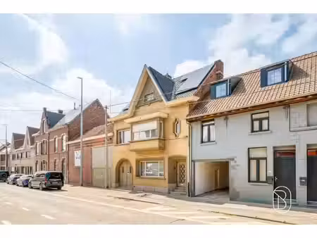 vastgoedmakelaar sinds 2009