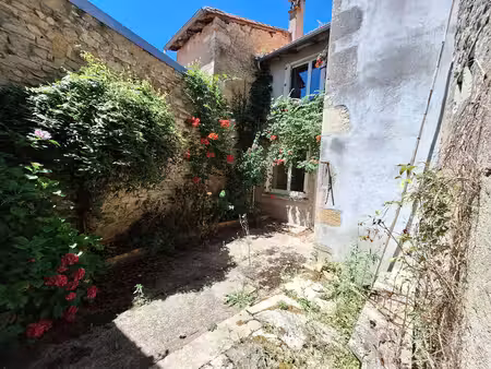 maison de caractère à finir de rénover plus appartement