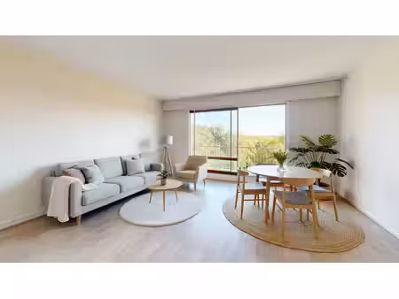 vente appartement 4 pièces  101.00m²  le mesnil