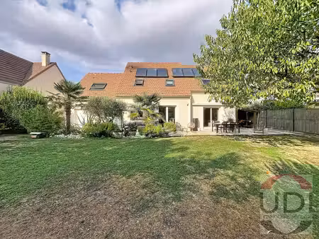 udi - ballancourt - maison de 157 m² en très bon état - terrain de