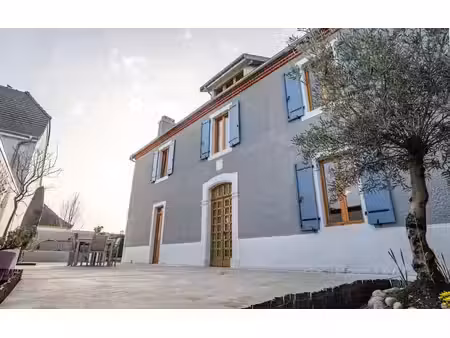 vente maison 7 pièces 170m2 lons 64140 - 546000 € - surface privée