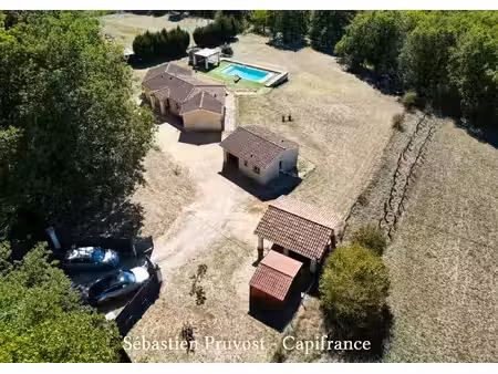 maison à vendre brantome 4 pièce(s) 136m2 294 000€