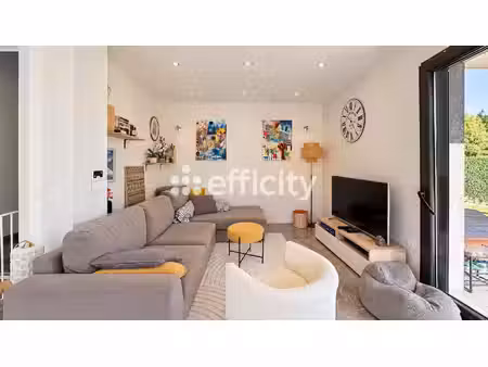maison 6 pièces - 140 m²