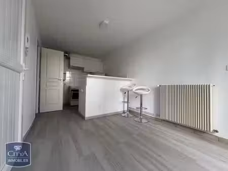 appartement à louer 2 pièces 30.49 m² - riom (63) - 450€