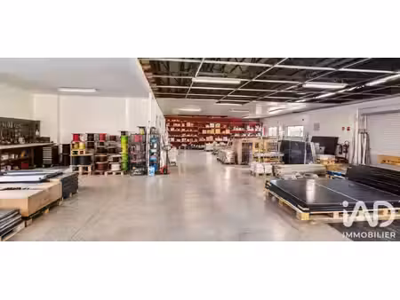 vente divers 1 pièce 440 m² warcq (08000)
