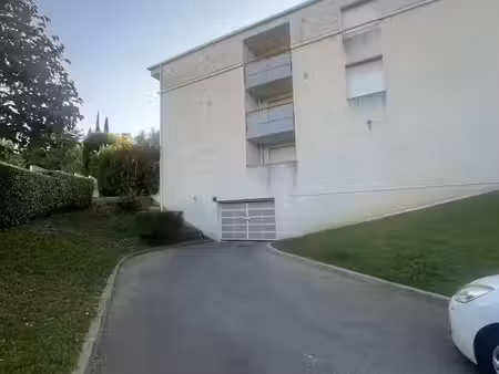 vente parking 16 m²