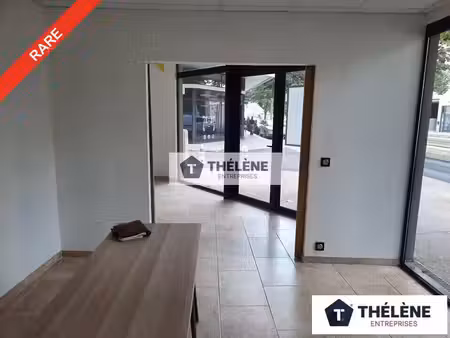 location commerce castelnau-le-lez 34170 80m²