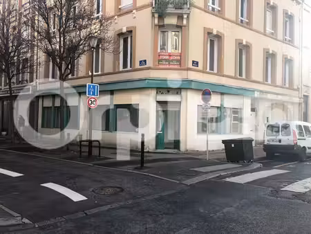 location commerce le havre 76600 65m²