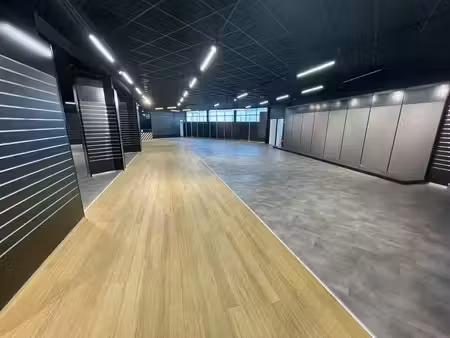 vente commerce saint herblain 44800 970m²