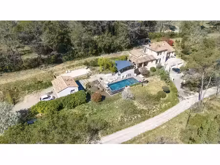 vente maison 9 pièces 200 m² carnoules (83660)
