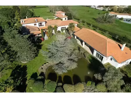 maison 8 chambre(s) à vendre