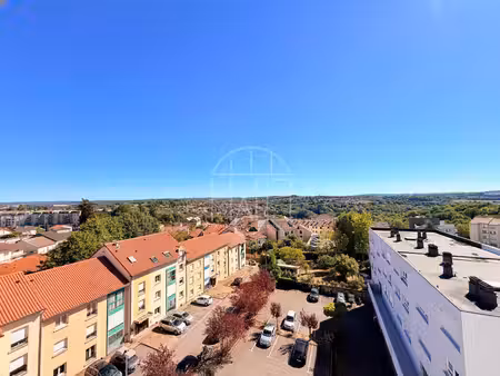 appartement 3 pièces - 80 m²