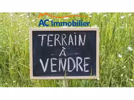 réf. 2310 - terrain constructible – 8 000 m²