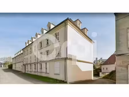 location parking 12 m² à senlis (60300)  112 €