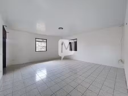 location maison 4 pièces 134m² matoury 97351