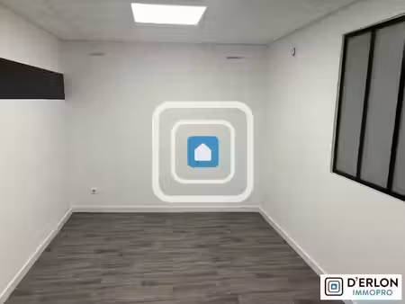 location locaux professionnels 0 pièces 160 m² à bétheny (51450)  1 100 €
