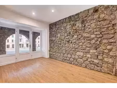 location locaux professionnels 0 pièces 51 m² à rumilly (74150)  1 750 €