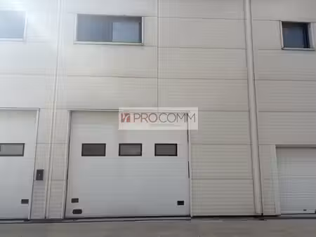 location local d’activités codognan 30920 180m²