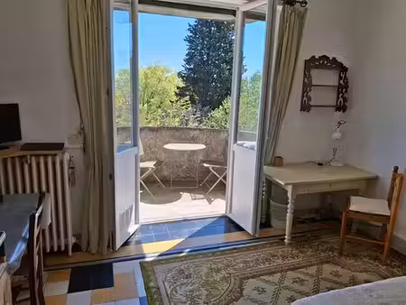 location appartement 1 pièce 26 m² à nîmes (30000)