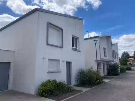 aussonne - villa t4 90 m2 avec jardin et garage