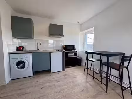location appartement 1 pièce  18.78m²  évron